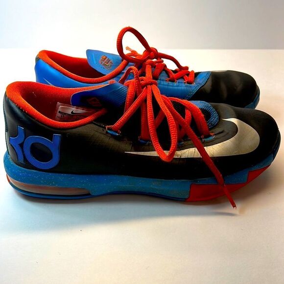 Nike Other - Nike KD 6 Thunder Away  Size 4 Big Kids 2013 Basketball OKC Thunder Blue